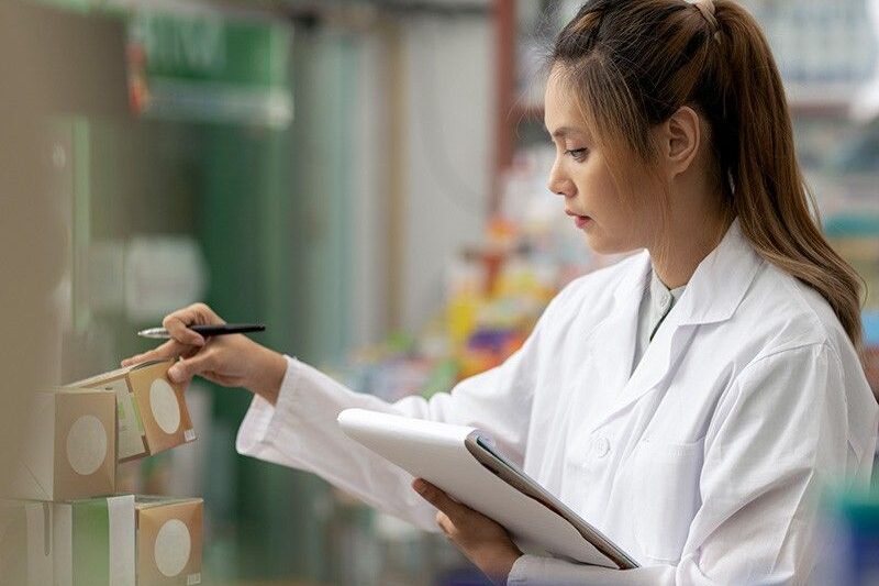 Magkano ang tuition fee ng Pharmacy student?